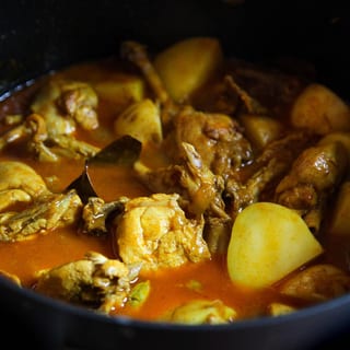 Traditional Bangla Chicken Curry